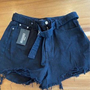 BNWT missguided shorts size 8